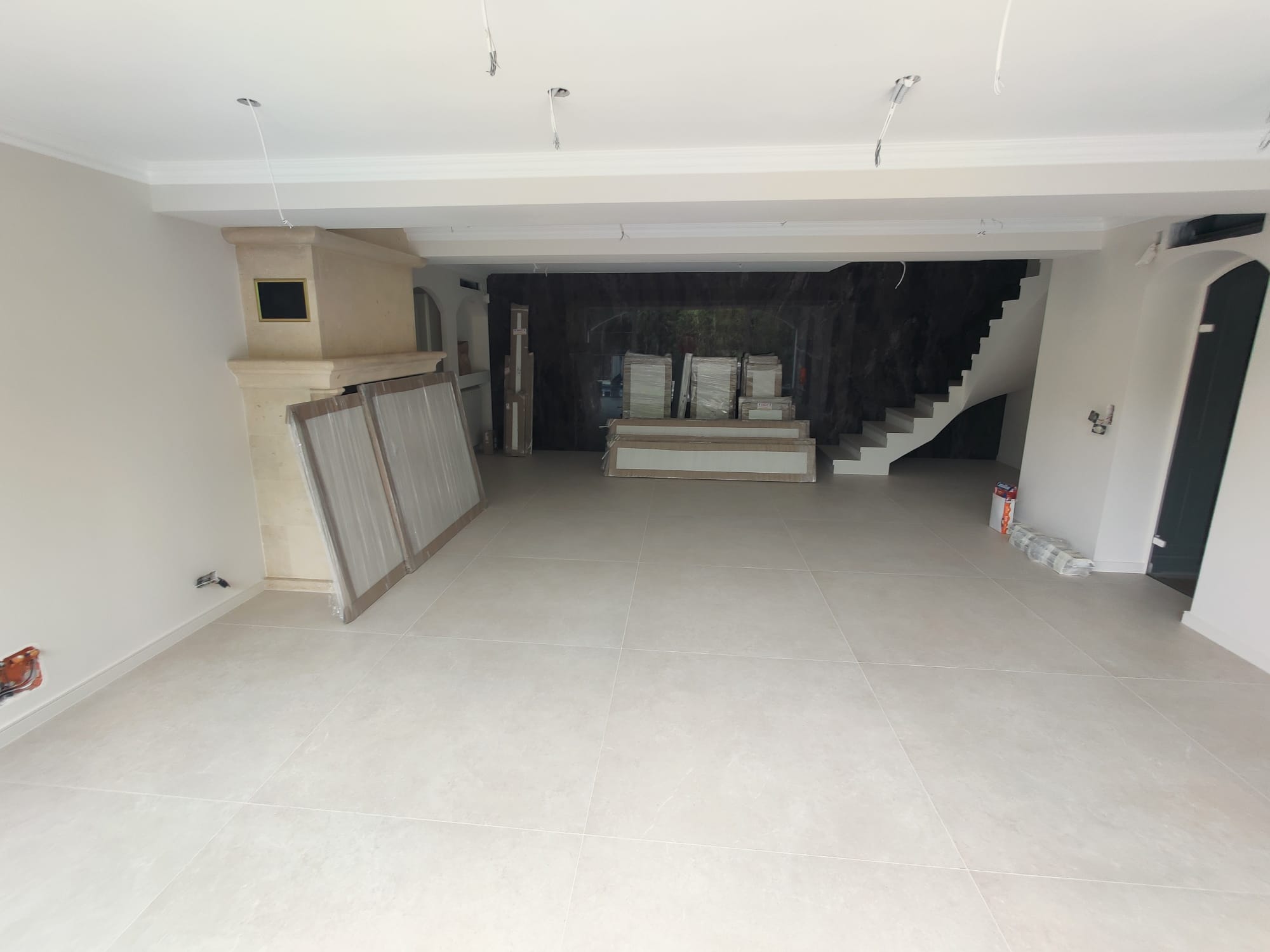 Intérieur avec escalier